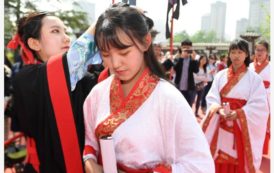 Chine : cérémonie traditionnelle de passage à l’âge adulte à Xi’an