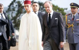 Moulay El Hassan a représenté Mohammed VI aux obsèques du comte de Paris [Photos]