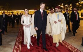 Letizia, sublime en blanc à la table du roi Mohammed VI du Maroc [Photos]